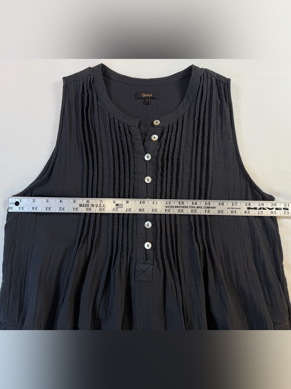 Quince Organic Cotton Gauze Sleeveless Swing Dress Black - Picture 6 of 9